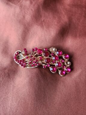 Pink Crystal Floral Brooch - Elegant Women’s Jewelry